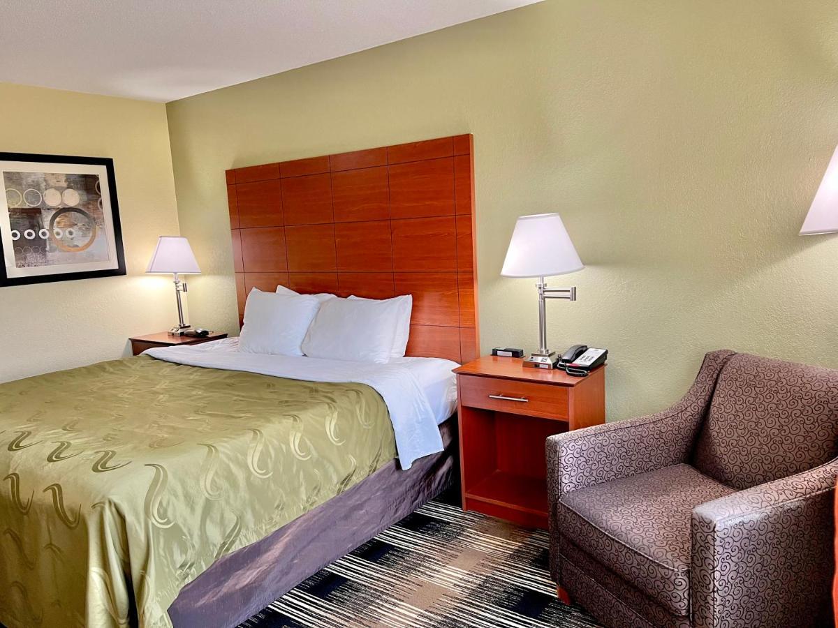 Quality Inn & Suites Wisconsin Dells Downtown - Waterparks Area Extérieur photo