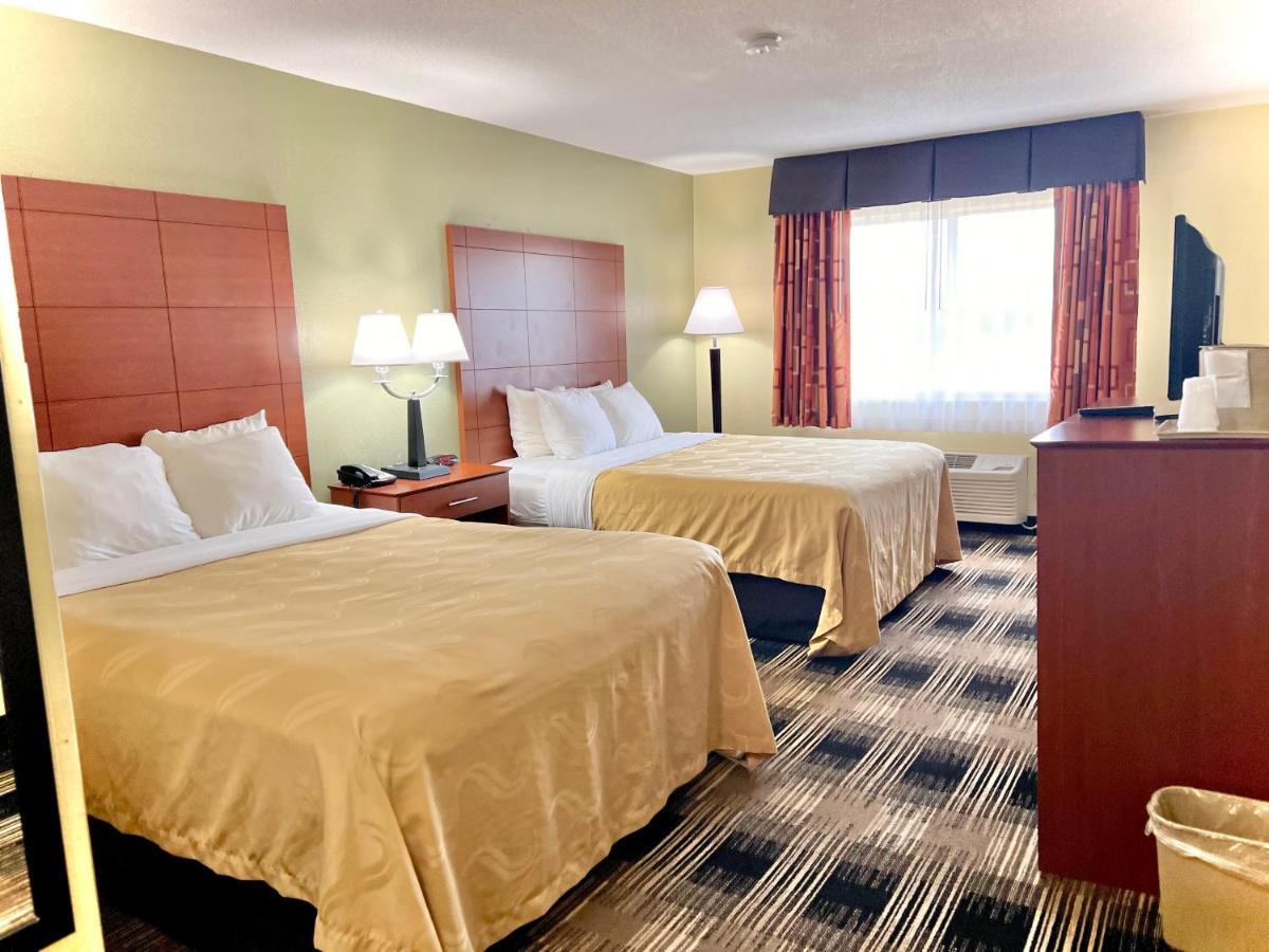 Quality Inn & Suites Wisconsin Dells Downtown - Waterparks Area Extérieur photo