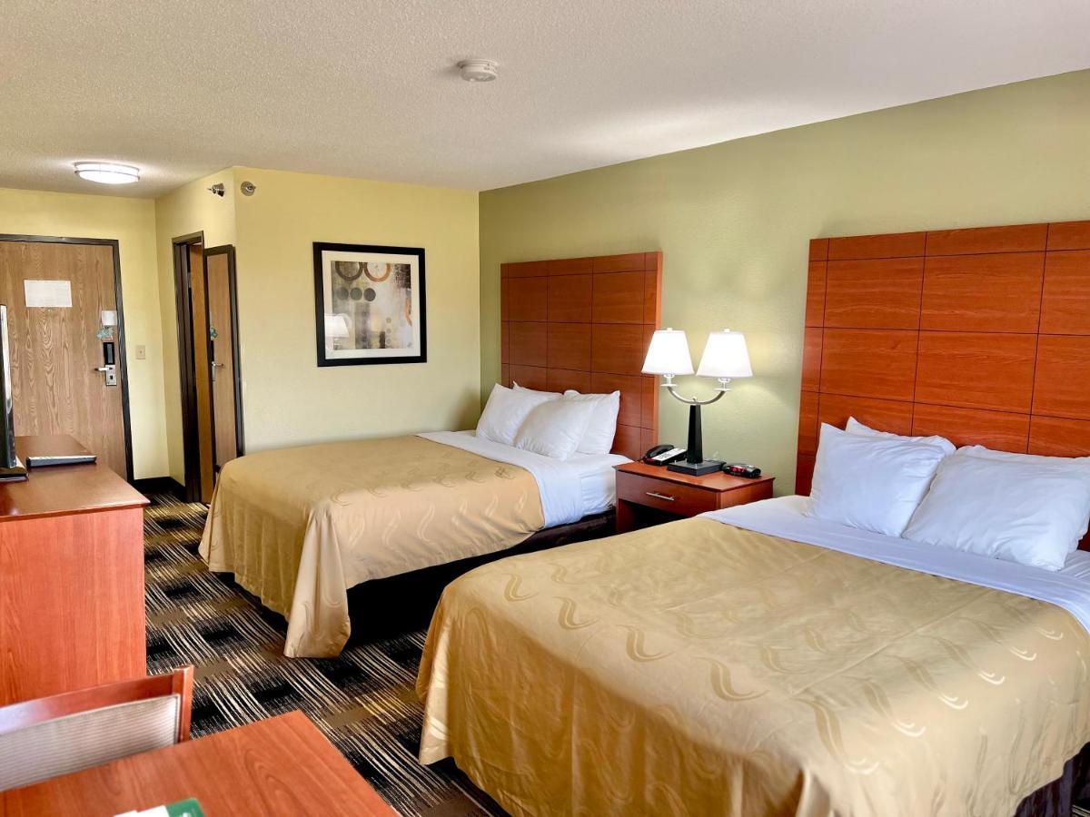 Quality Inn & Suites Wisconsin Dells Downtown - Waterparks Area Extérieur photo