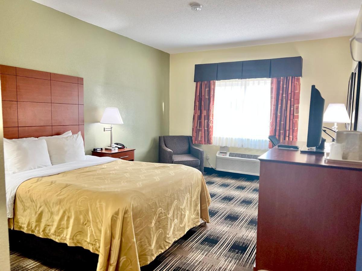 Quality Inn & Suites Wisconsin Dells Downtown - Waterparks Area Extérieur photo