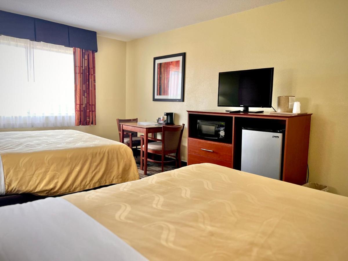 Quality Inn & Suites Wisconsin Dells Downtown - Waterparks Area Extérieur photo