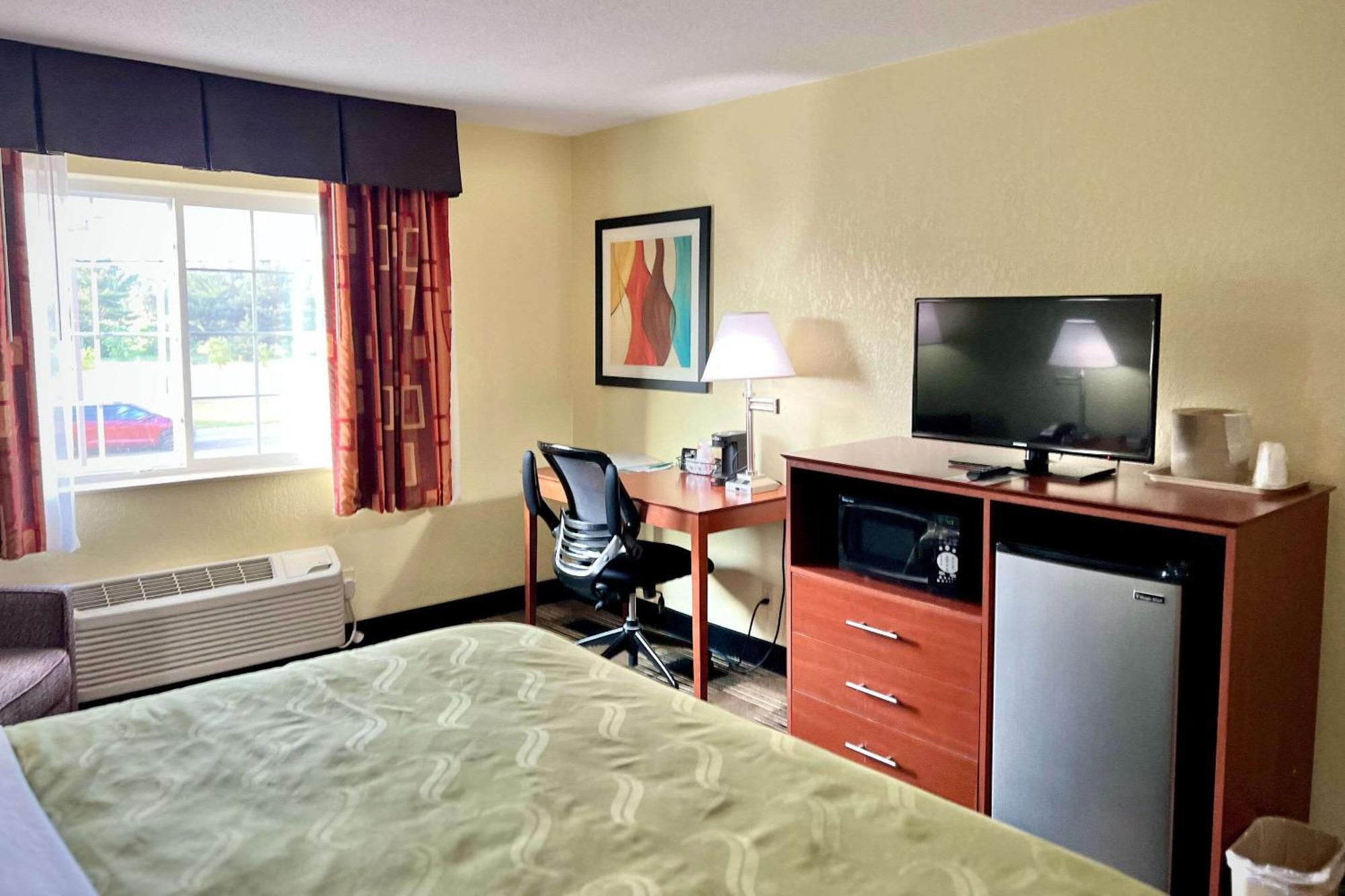 Quality Inn & Suites Wisconsin Dells Downtown - Waterparks Area Extérieur photo