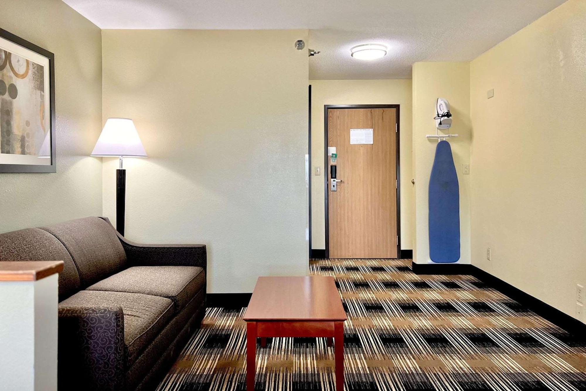 Quality Inn & Suites Wisconsin Dells Downtown - Waterparks Area Extérieur photo